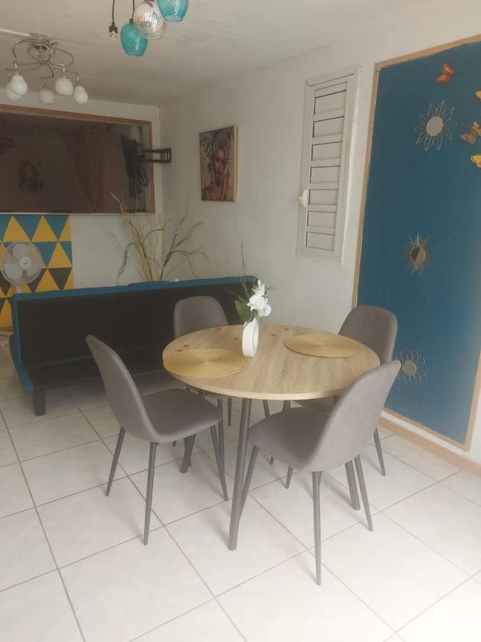 Le Dominad Bas De Villa 700M Du Bain Chaud Canalsat Gratuit Parking Prive Gratuit Wi Fi Gratuit Bouillante Exterior foto